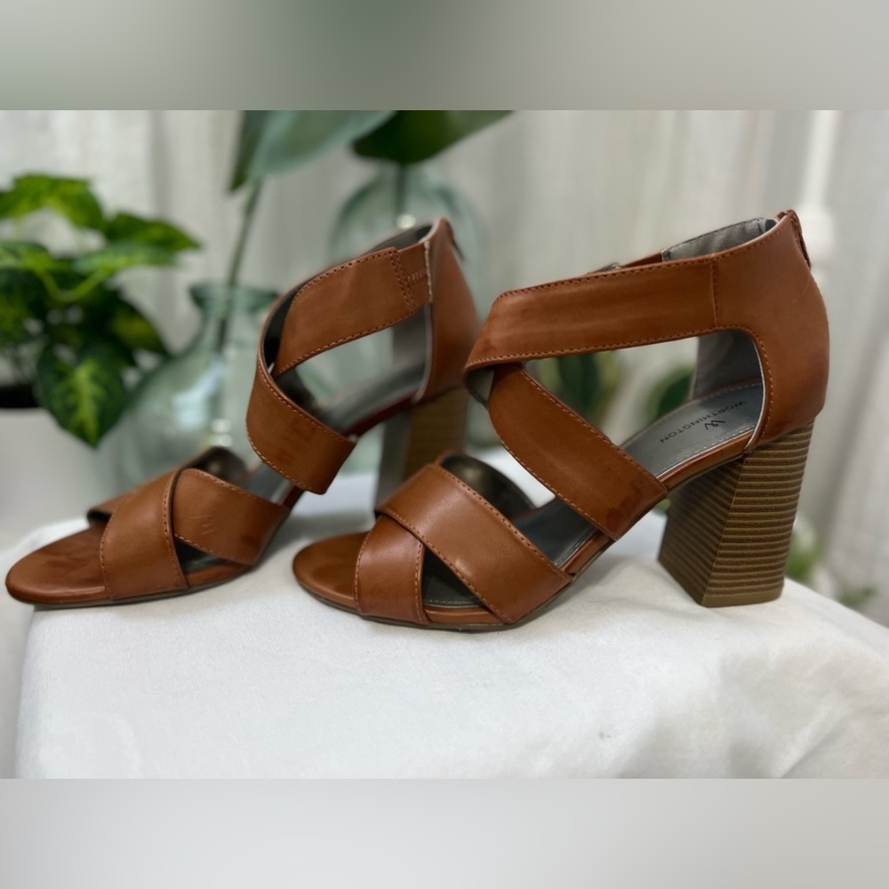 SOLD Worthington Bassett Heels Brown Size 9M